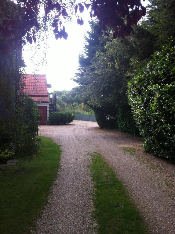 Bonningtons Stansted Self Catering Hotel Stansted Mountfitchet Bilik gambar