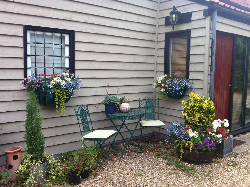 Bonningtons Stansted Self Catering Hotel Stansted Mountfitchet Bilik gambar